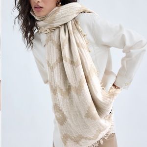 Aritzia Wilfred Diamond Mosaic Blanket Scarf